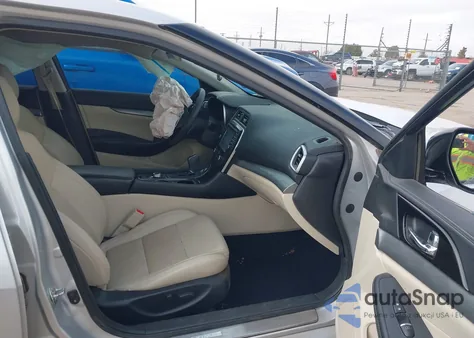 2017 Nissan Maxima 3.5 Sv z USA, uszkodzony, nr VIN 1N4AA6AP5HC413144